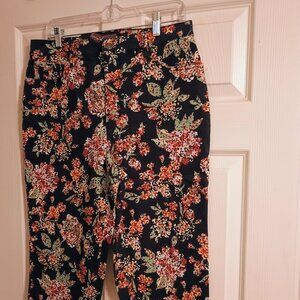 Gloria Vanderbilt Amanda Denim Black Floral Capris, Sz 10, High Rise, New